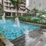 Julie Annes Guesthouse In The Heart Of The City