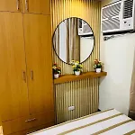 Unit 23L T-B The Pearl Place Ortigas