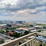 Moa Staycation