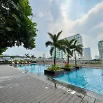 Manhattan Plaza Tower 1 Unit 10E Condotel Bnb