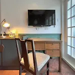 Miranamin Nest Calachuchi Room - Balcony, Garden View, Pet Friendly