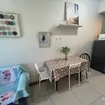 Coast Residence Seaview Balcony&Wifi Near Moa Naia 1524