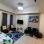 Comfy Condotel Across Naia Terminal 3