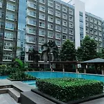 Comfy Condotel Across Naia Terminal 3