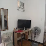 Nikki\'S Cozy Home Makati