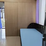 Sea Residences Tower A Staycation Infront Of Moa, Moa Arena, Smx, Ikea, Near Dfa Macapagal, Nu Moa, Picc, World Trade, Star City, Ayala Mall, Parqual Mall, Naia 1,2,3