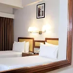 Palm Hotel Manila