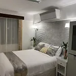 Stunning 2Br Apt, 65 Sq M Netflix At Rosewood Pointe Residences Near Bgc