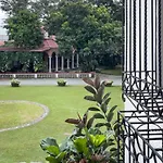 Miranamin Nest Calachuchi Room - Balcony, Garden View, Pet Friendly