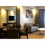 Capital O 804 The Residences At Bonifacio Civic Center