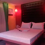 Icon Hotel Macapagal