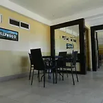 Hollywood Suites And Resort - Bancal