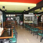 Robelle Hotel