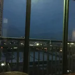 Ortigas 2 Bedroom Corner Unit With 2 Queen Across Shangrila