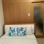 Rp Condo At Shell Residences Manila