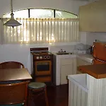 Broadway Court Apartelle 4Th Street