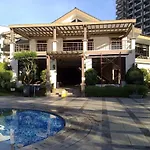 Rosewood Pointe Residences