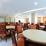 Reddoorz Plus Near Vito Cruz Manila