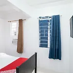 Oyo 179 Aguados Place