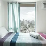 Tivoli Garden Residences / 3802 - Cozy 2-Br Condo W/ Balcony For Big Groups
