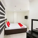 Oyo 393 Triangle Apartelle