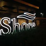 Shore Residences Moa