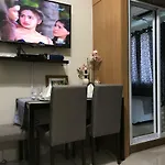 Best Q Condo W/ Great View