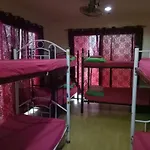 Pink Manila Hostel