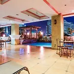 Pink Manila Hostel