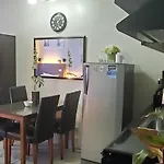 Jen\'S Paranaque City Apartment