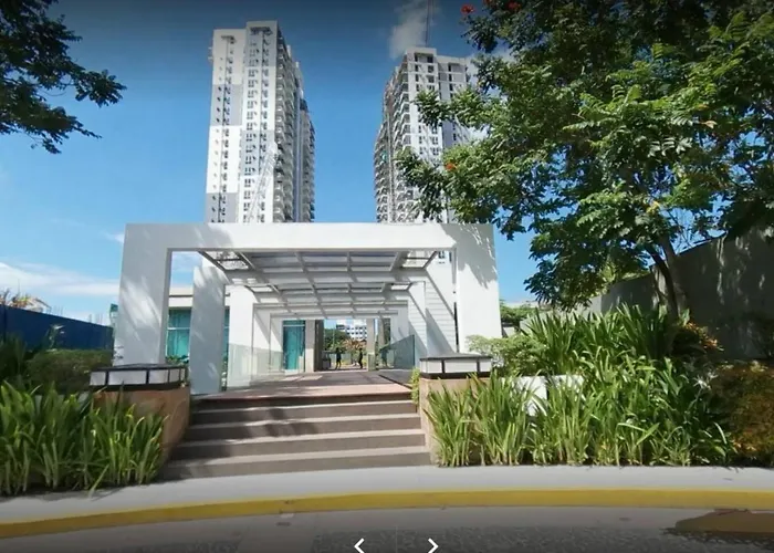 Studio Condominium - Short And Long Term Staycation