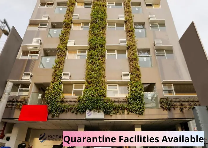 Super Oyo 665 Pasay Centrale Hotel