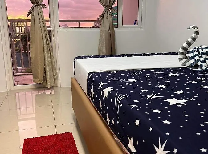 Jona\'S Place At Shell Residences Manila