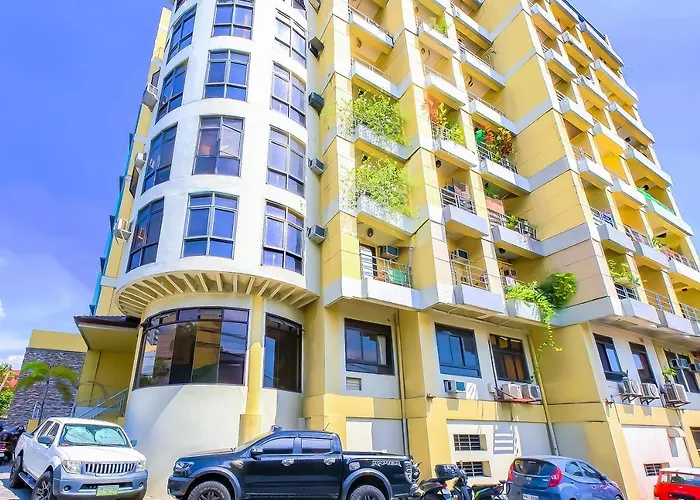 OYO 794 Regatta Residences