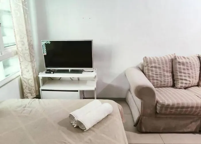 Relaxing Place At Beacon Tower Makati