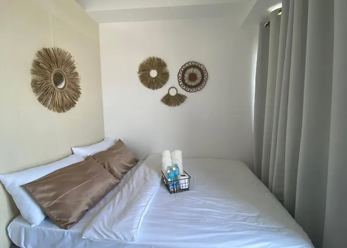 1Br Unit In South Residence Las Pinas With Wifi & Netflix