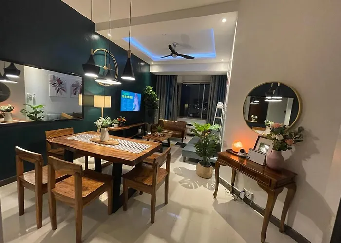 Luxurious & Spacious Suite At The Heart Of Manila