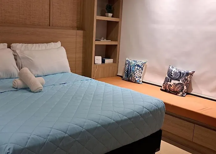 Lovely Condo Near Naia Terminal 3
