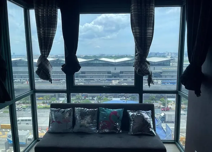 Two Palm Tree Villas Infront Naia Terminal 3