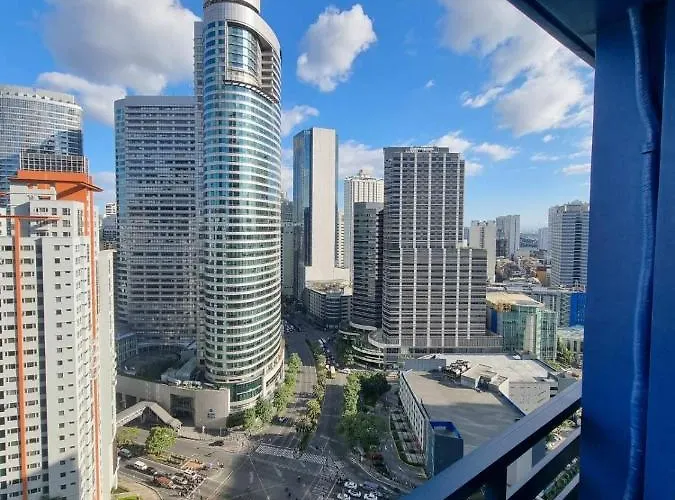 Great View 1 Bedroom Condo In Makati Near Trident Tower