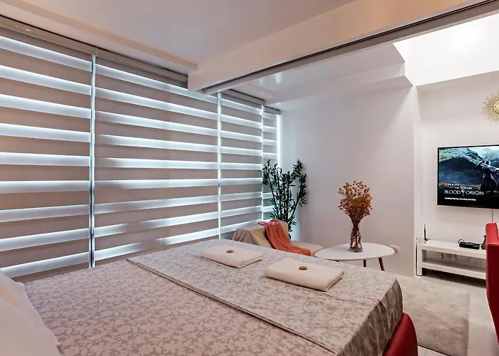 1Br Suite In Uptown Bgc