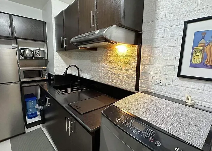 Manhattan Parkview Studio Unit