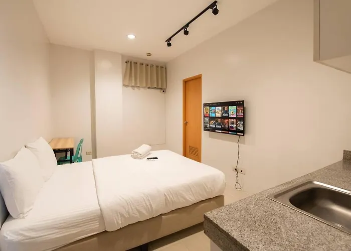 Jp Santiago Studio Makati J202