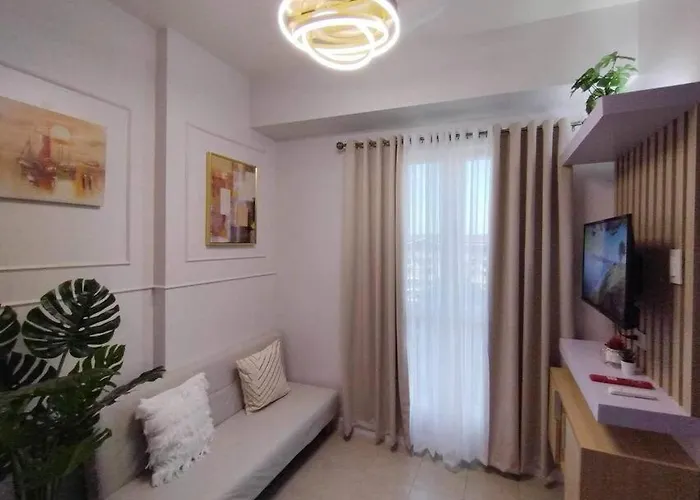 1Br Unit At The Rochester Condominium