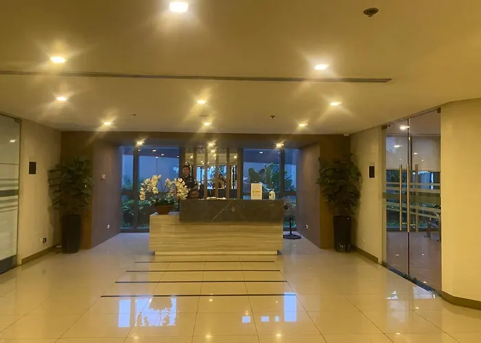 One Eastwood Avenue Suite With Spectacular View No Pets Allowed