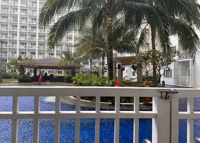 Direct Pool Access Shore Residences Moa Pasay Near Airport