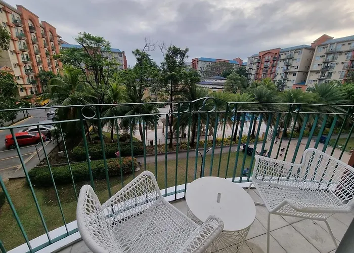 Casa Simbe - Chateau Elysee Staycation Paranaque