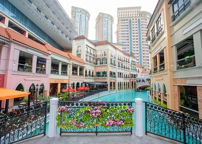 Venice Luxury Residence Linked To Venice Mall, Nr Naia