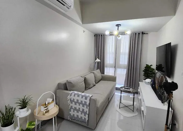 The Villa By Eastwood Global Plaza Luxury Residence