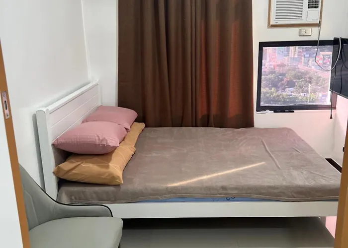 Unit 23 Greenhills, Annapolis Metro Manila